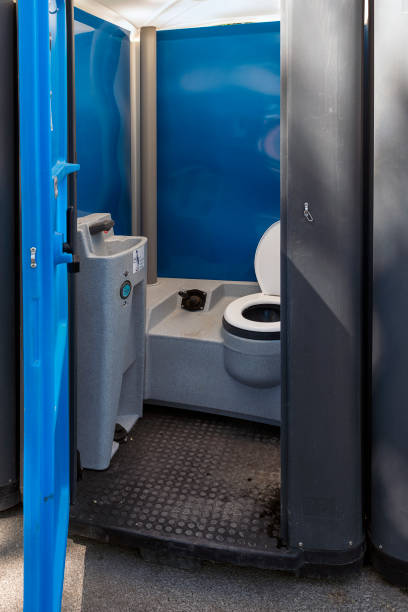 Best Portable restroom trailer rental  in Waynesburg, OH